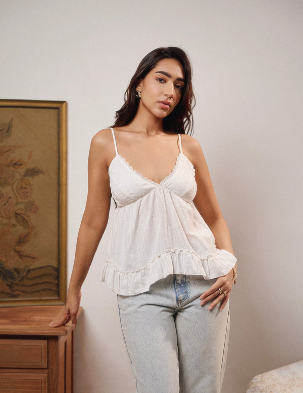 Asymetrical Hem Frill Detailed Sleevess Top